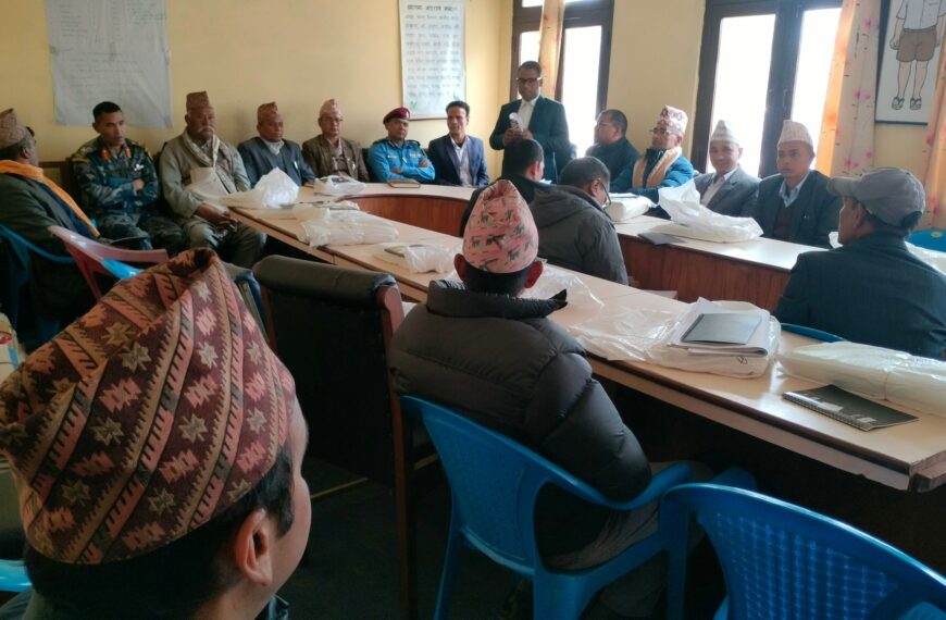 बैतडीमा एसईई परीक्षा सामग्री परीक्षा केन्द्र पठाईयो
