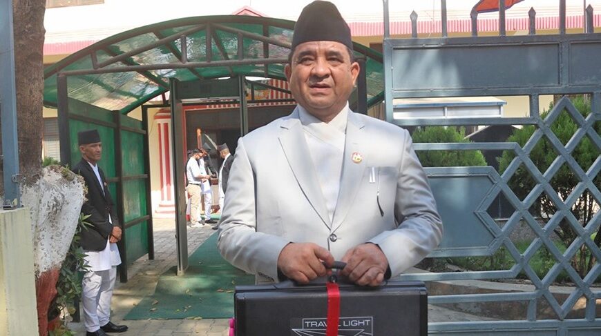 सुदू्रपश्चिममा पूर्वाधारमा १३ अर्ब, शिक्षा र स्वास्थ्यमा ६ अर्ब