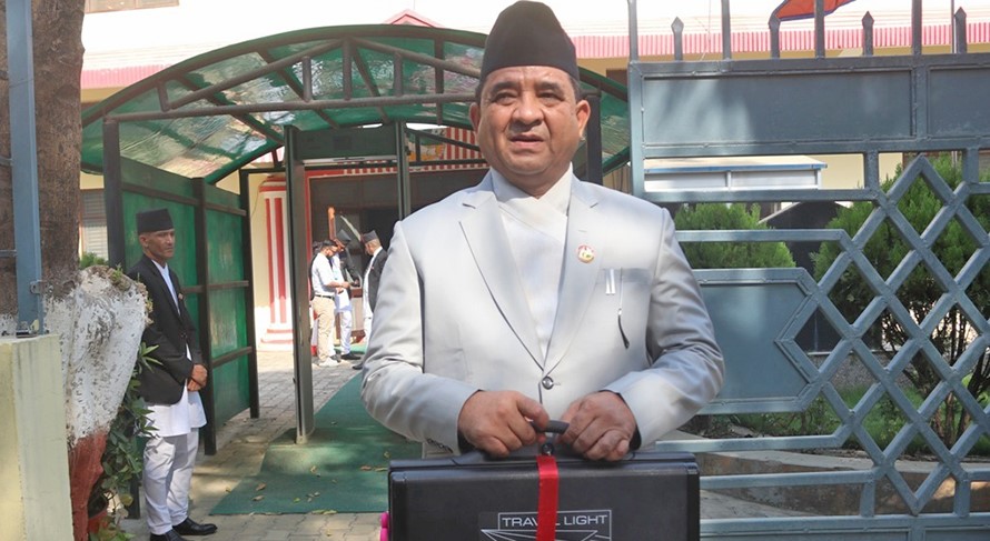 सुदू्रपश्चिममा पूर्वाधारमा १३ अर्ब, शिक्षा र स्वास्थ्यमा ६ अर्ब