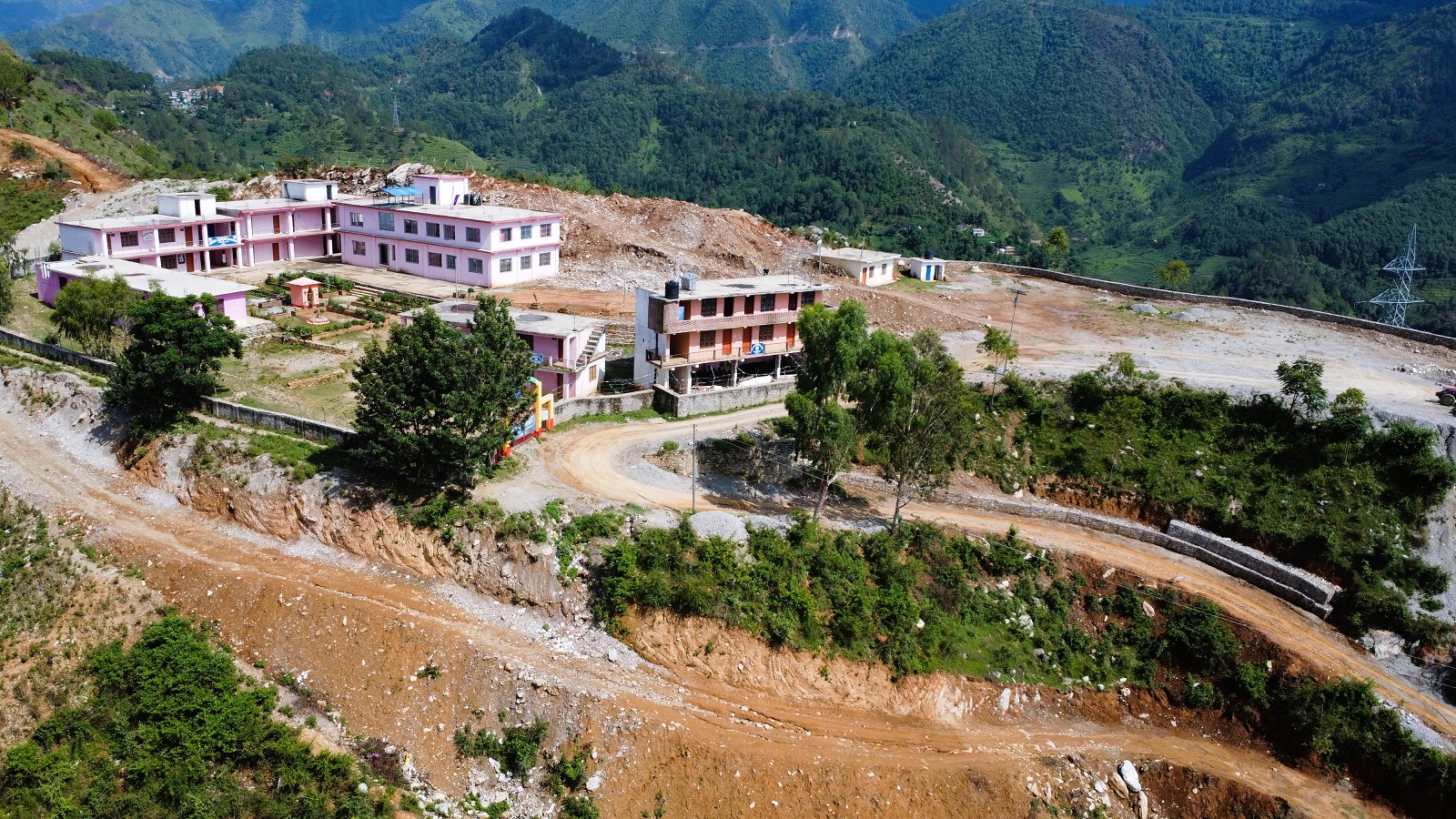 रोजगार सेवा केन्द्रमा सूचिकृत ९३ युवाले पाए सय दिनको रोजगारी