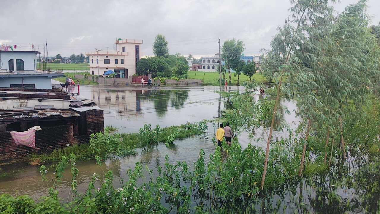 आज पनि सुदूरपश्चिमसहित यी प्रदेशमा भारी वर्षा हुने