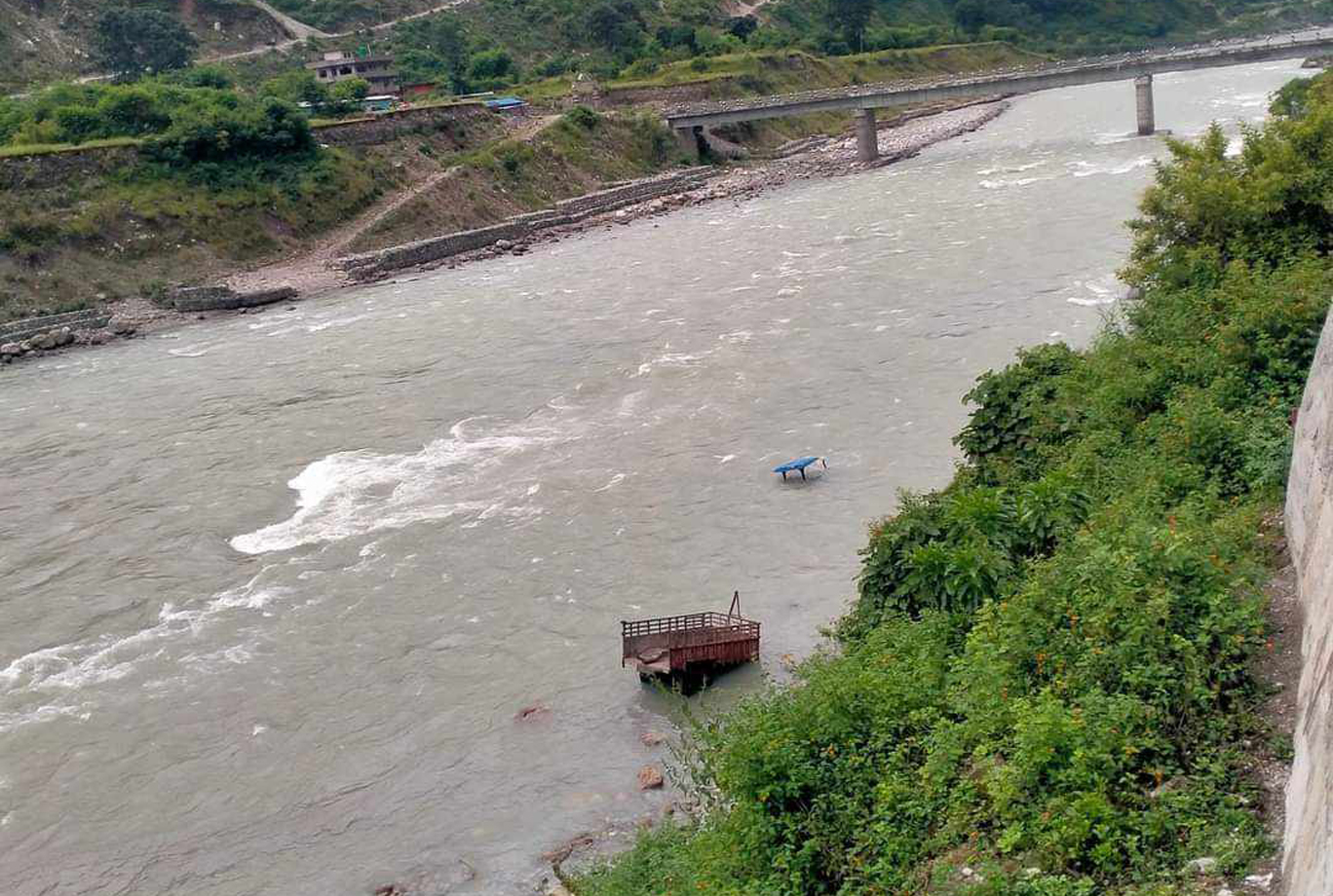 बझाङमा माछा मार्ने क्रममा एक जना वेपत्ता
