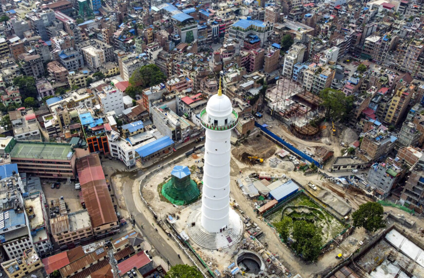 आजदेखि शुल्क तिरेर धरहरा चढ्न पाइने