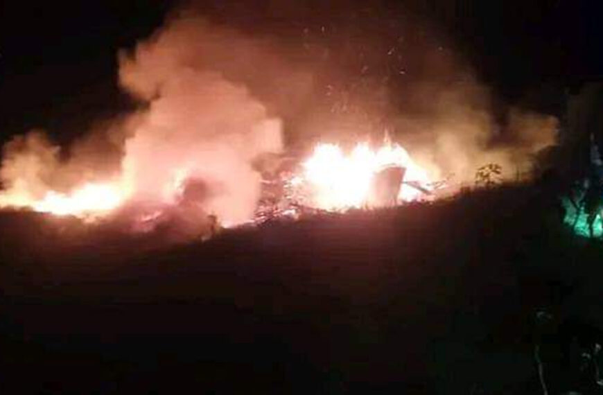 डोटीको एक चिया पसलमा आगलागी