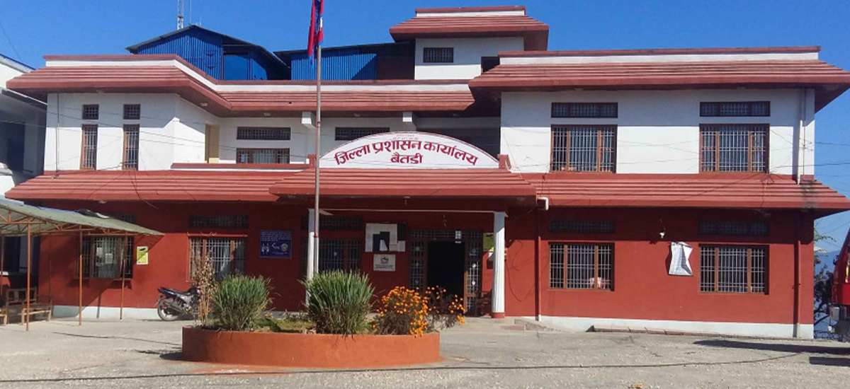 बैतडीमा अब सार्वजनिक ठाउँमा यी कार्य गर्न पाइने छैन्