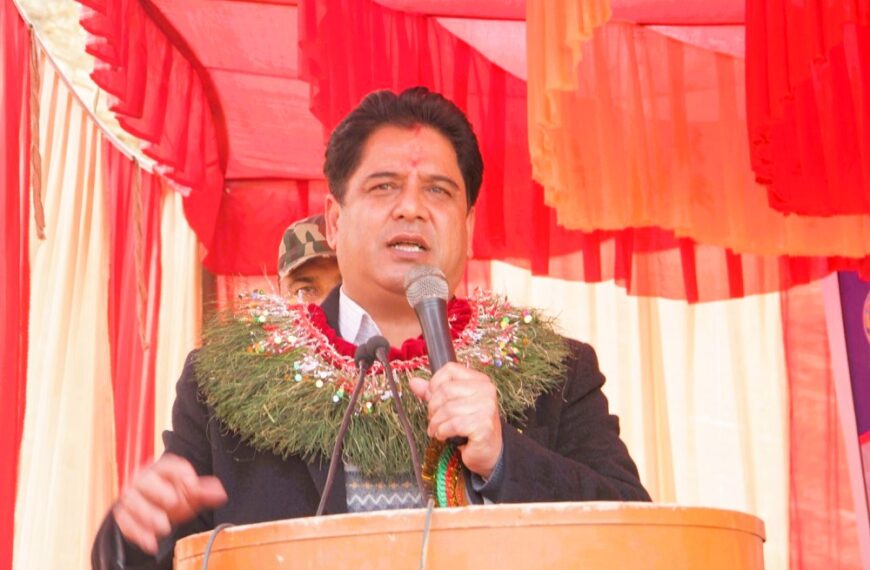 समृद्धिका लागि स्थायित्व जरुरी : मन्त्री भण्डारी