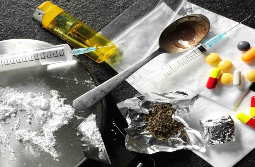 कैलालीमा लागुऔषध दुव्र्यसनीको समस्या विकराल, विद्यार्थीहरु बढी संग्लग्न