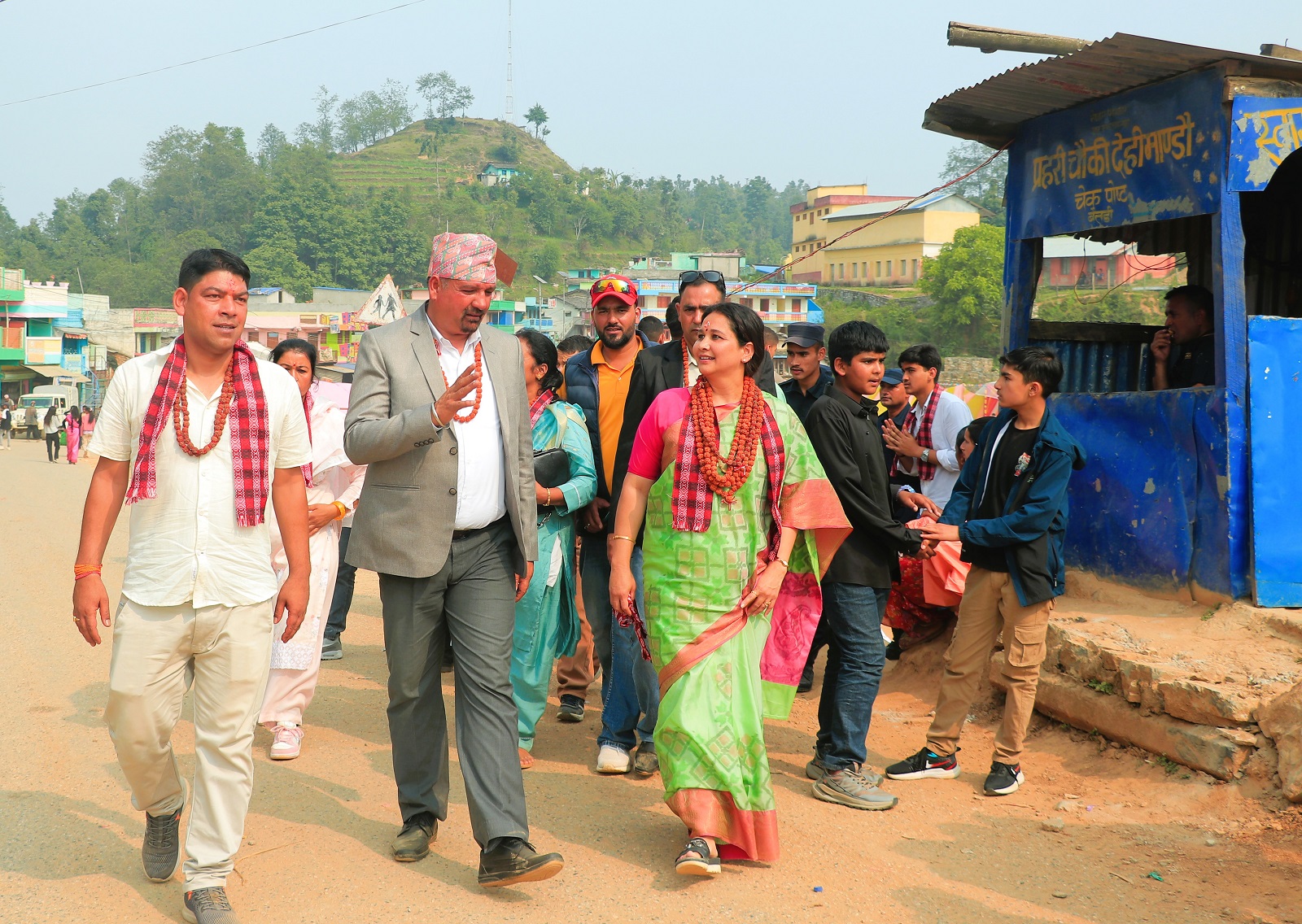 देहिमाण्डौँ पुगेर यस्तो भनिन् पिथौरागढ जिल्ला पञ्चायतकी अध्यक्ष दिपीका बोहराले