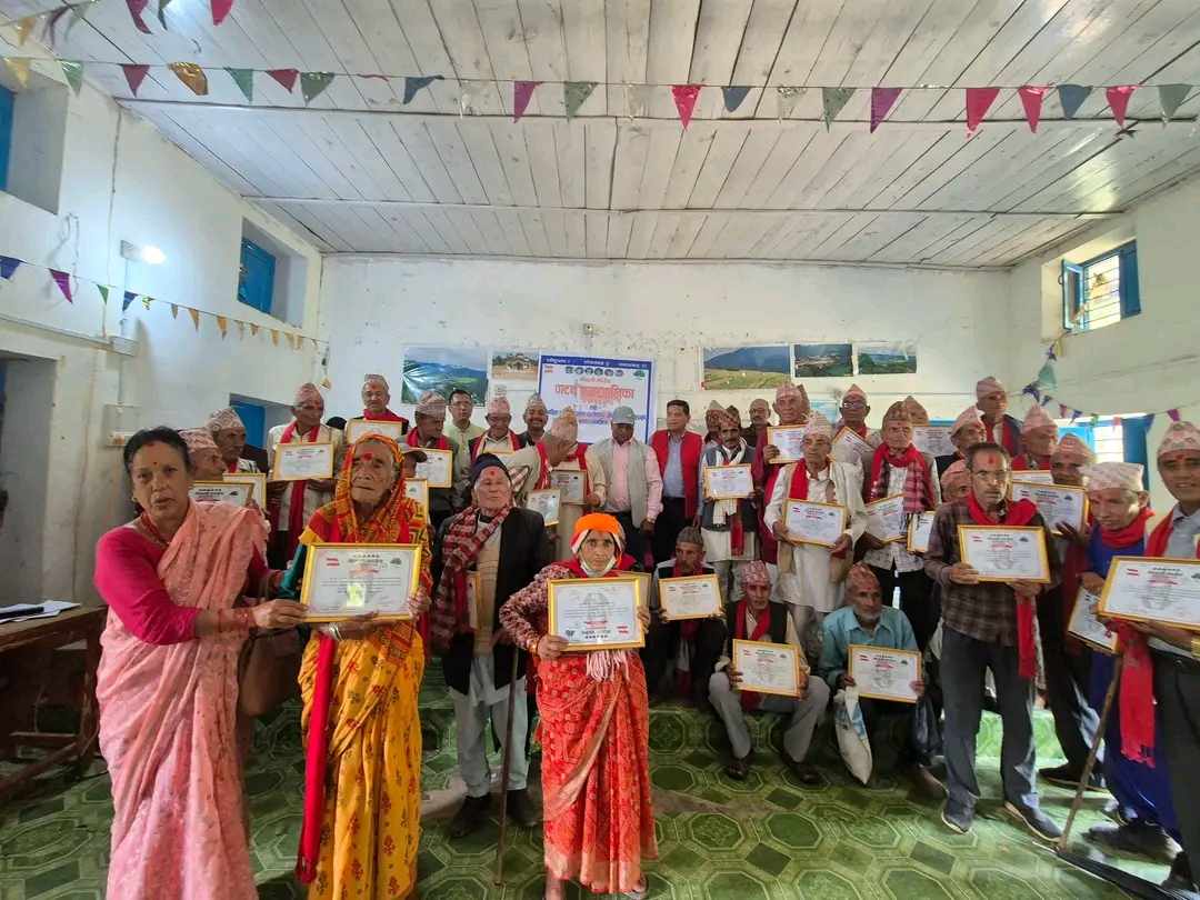 कांग्रेसको पाटनमा वडा सम्मेलन : जेष्ठ नागरिक सम्मानित
