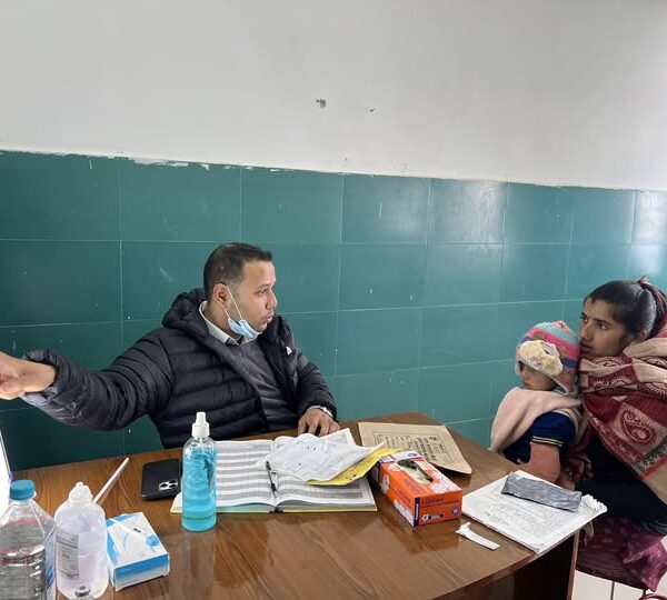 बैतडी अस्पतालबाट अब तीन जना विशेषज्ञ डाक्टरले नियमित सेवा दिने