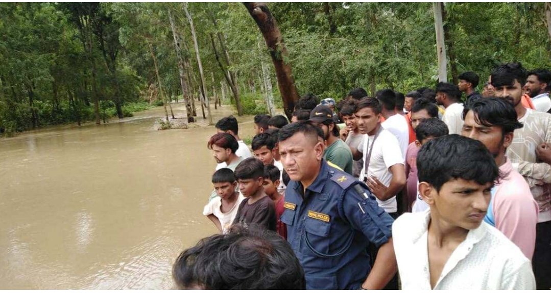 टिकटक बनाउन खोलामा हाम फाल्दा एक जनाको मृत्यु