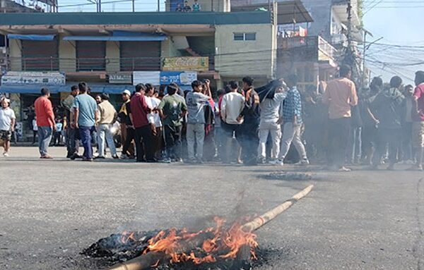 सिमरामा तनाव – ४ सेल अश्रु ग्यास प्रहार, २ राउन्ड हवाई फायर