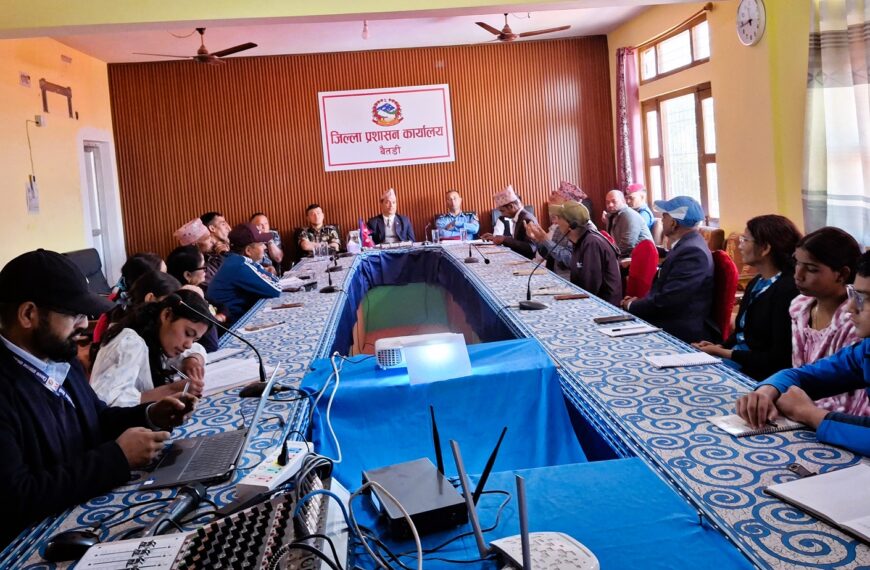 धार्मिक अगुवा, राजनीतिक दल र सरोकारवालाहरुसंग बाल विवाहका कुरा