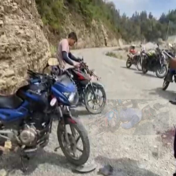 बैतडी: दुई मोटरसाइकल एक-आपसमा ठोक्किदा एकको मृत्यु, चार घाइते