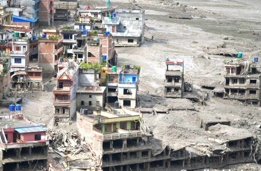 भोटेकोशीको बाढीले बगायो ९ वटा बैंकका शाखा, २६ कर्मचारी छैनन्&hellip;